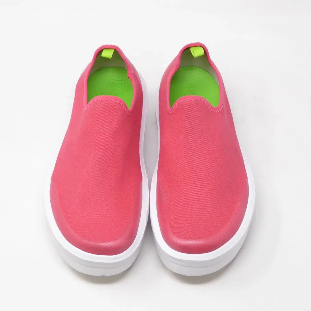 OOFOS Women OOmega eeZee Low Shoe Pink Recovery Slip On Sneakers 6.5